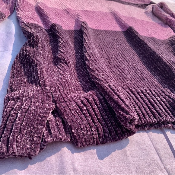 2XL Purple, Lilac, Pink sweater - Picture 3 of 3